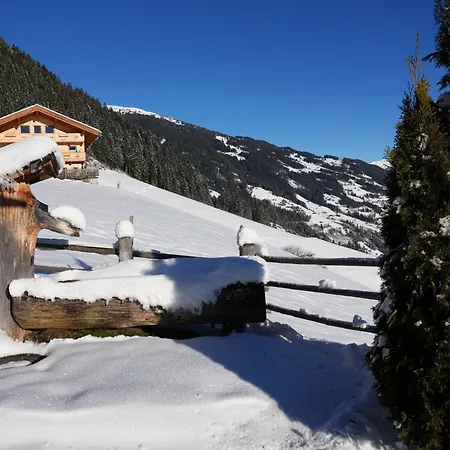 Rustic Mountain Hut In For Groups Semesterbostad *